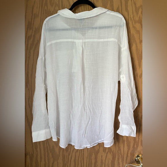 Torrid button up beachy - Picture 4 of 5